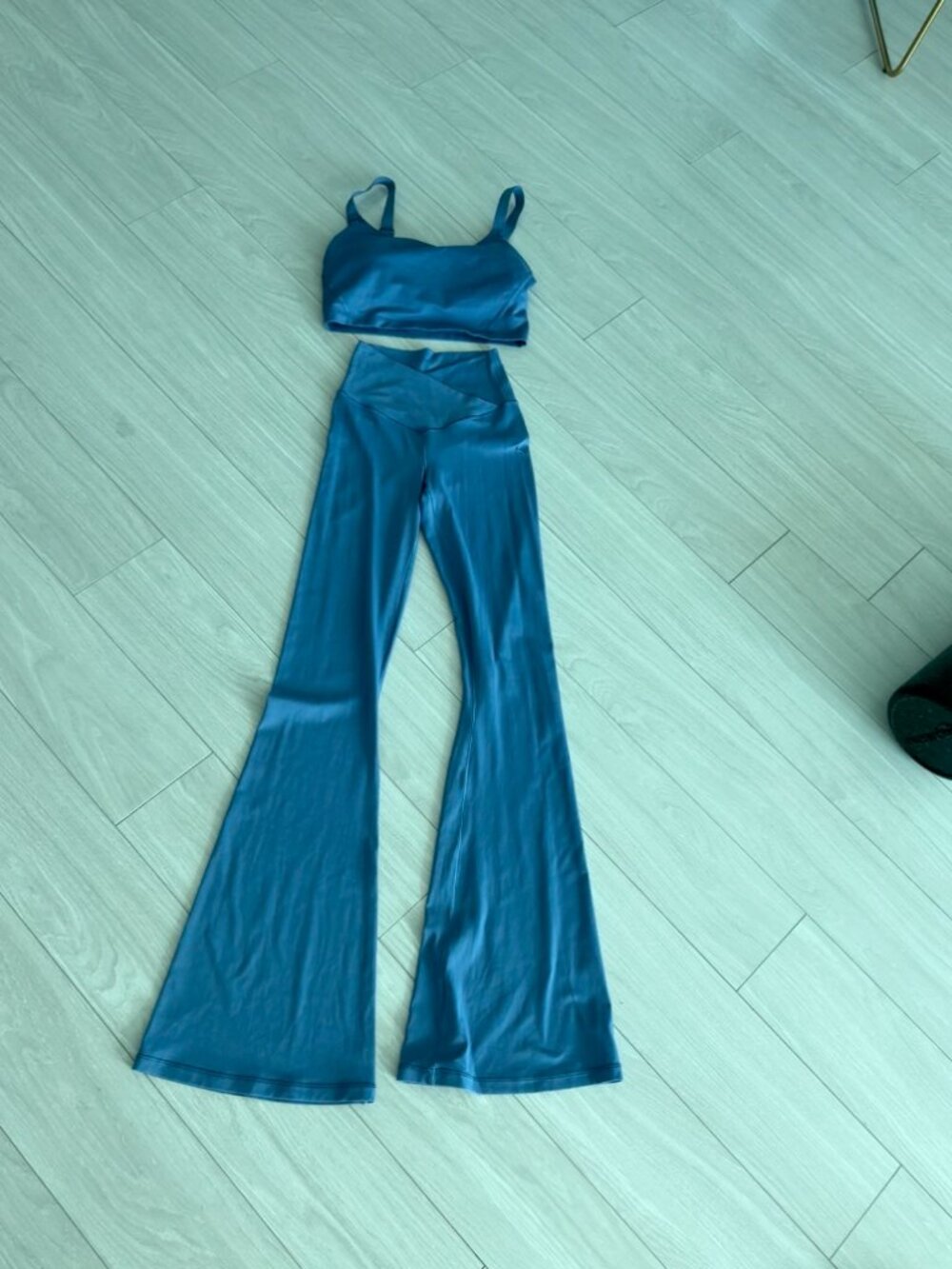 OFFLINE Aerie Dusty Blue Crossover Set